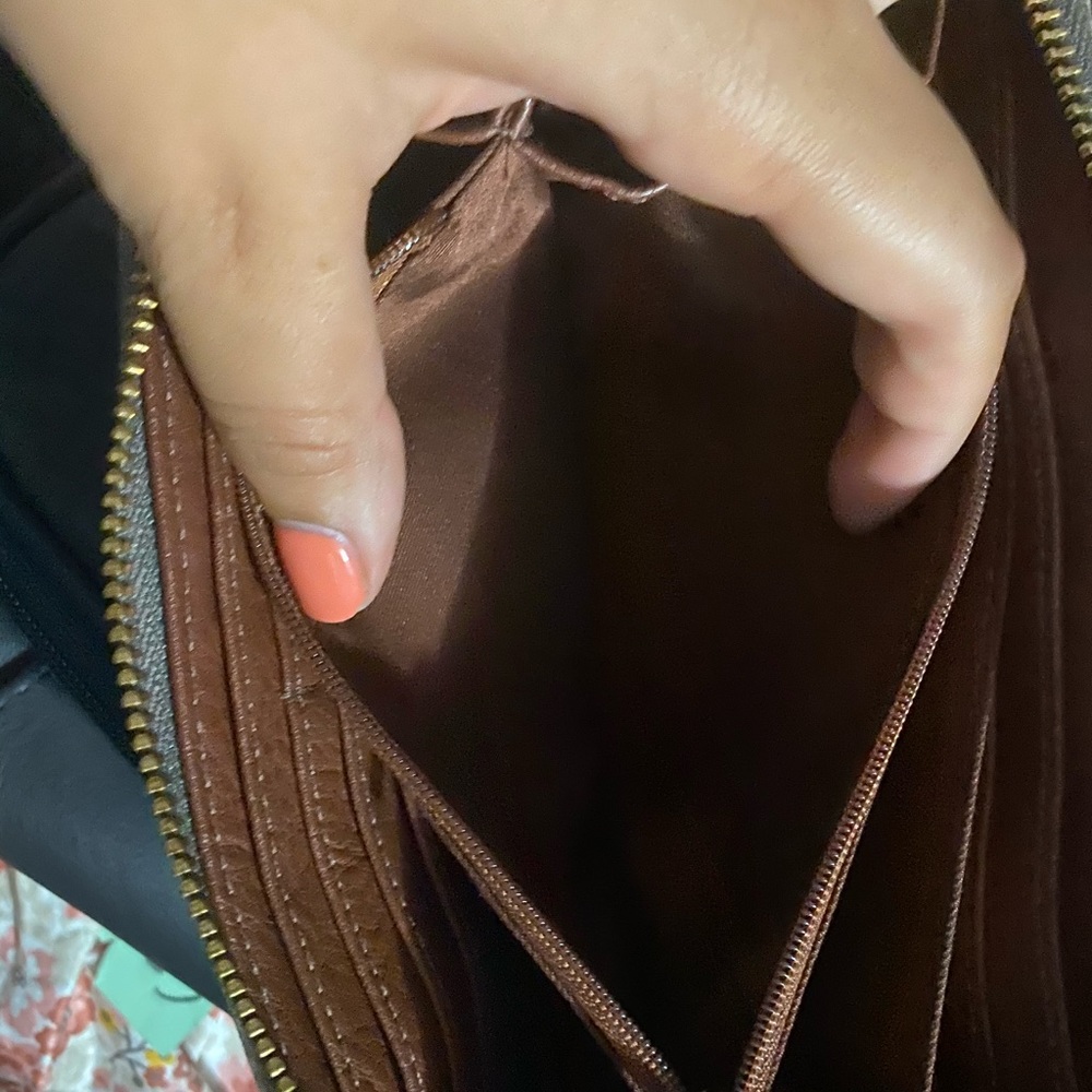 Fossil Wallet - image 4